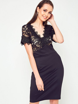 Sukienka z koronką czarna
