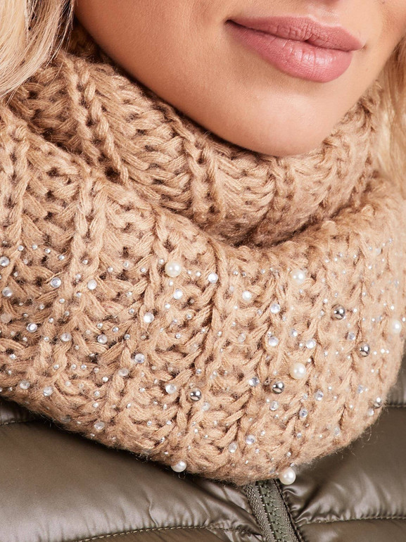 Komin z cyrkoniami i perełkami jasnobrązowy