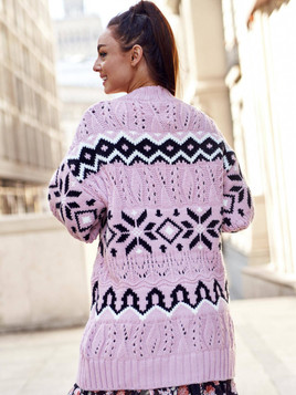 Różowy kardigan mięsisty wzory zapinany na guzik oversize Cocomore