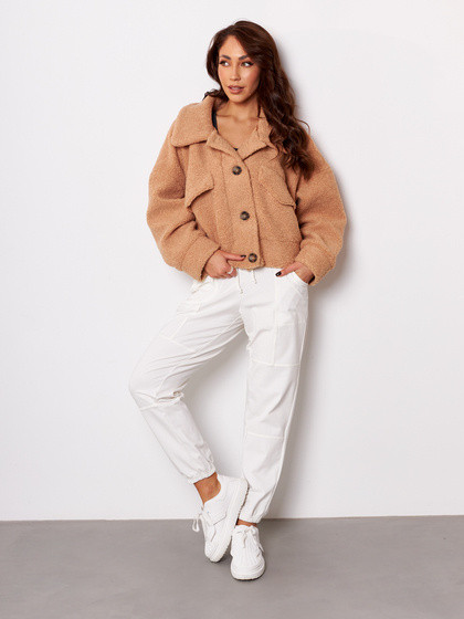 Karmelowa kurtka typu baranek Cocomore