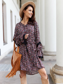 Wielobarwna sukienka kwiaty wiązana By o la la