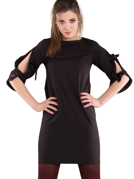 Sukienka zdobiona rozciętymi rękawami czarna