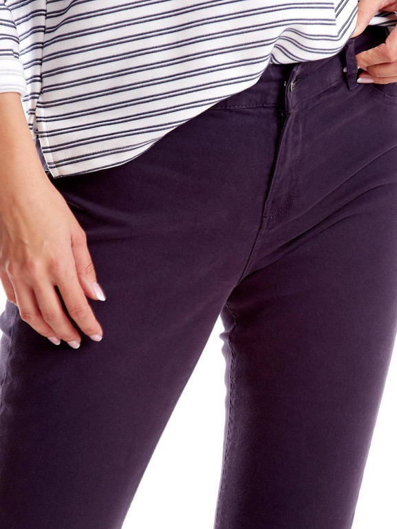 Antracytowe jeansy klasyczne ze średnim stanem Yups