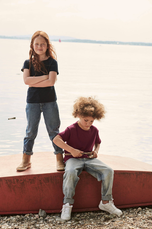 Burgundowa koszulka dziecięca bawełniana Fruit of the Loom