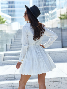 Ecru sukienka mini rozkloszowana By o la la