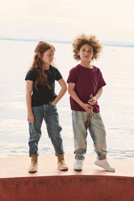 Burgundowa koszulka dziecięca bawełniana Fruit of the Loom