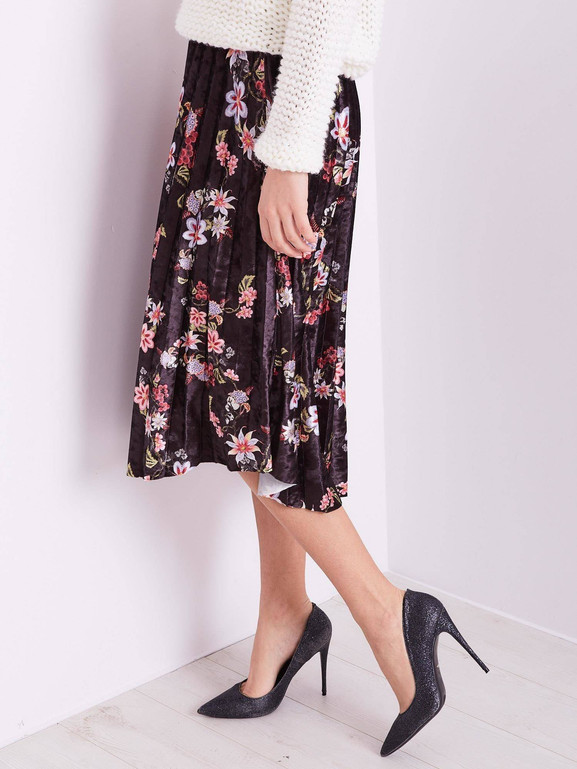 Spódnica welurowa zdobiona nadrukiem w kwiaty czarna