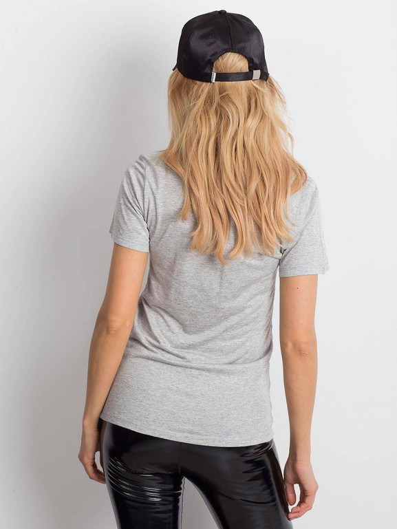 Bluzka z dekoltem w serek zdobiona koronką szara