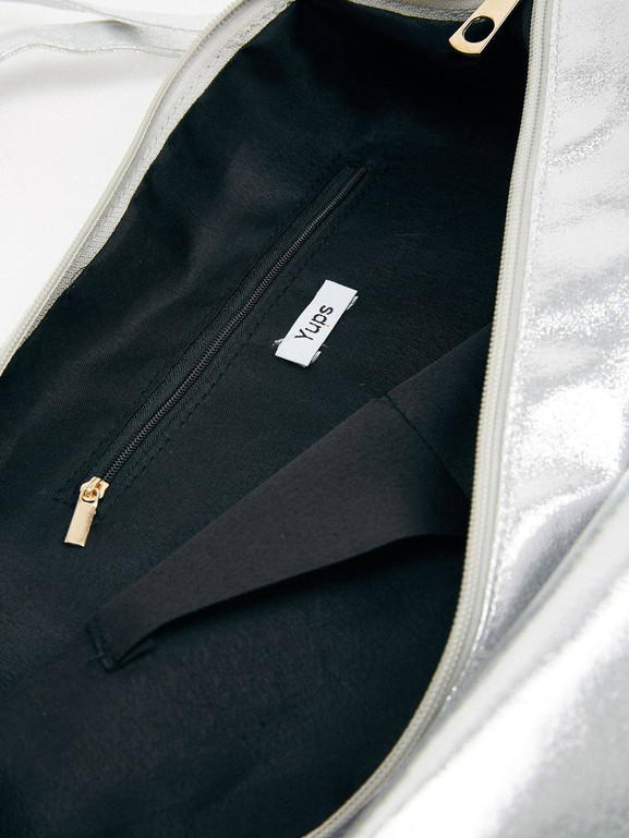 Torba zdobiona nitami srebrna