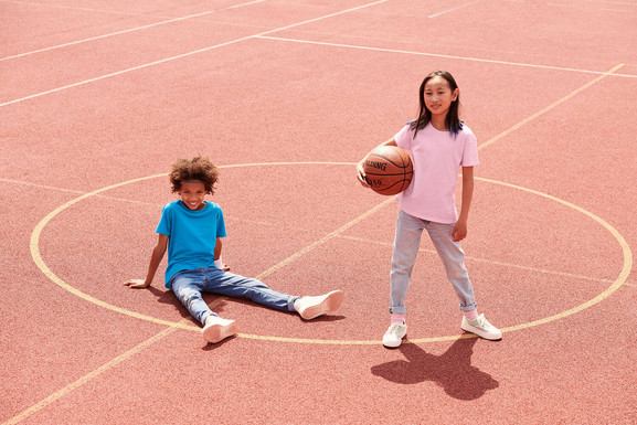 Różowa koszulka dziewczęca Iconic Fruit of the Loom