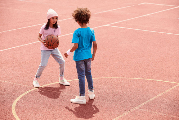 Różowa koszulka dziewczęca Iconic Fruit of the Loom