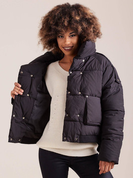 Kurtka krótka typu puffer szeroka forma czarna