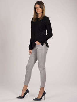 Sweter z cekinami czarny