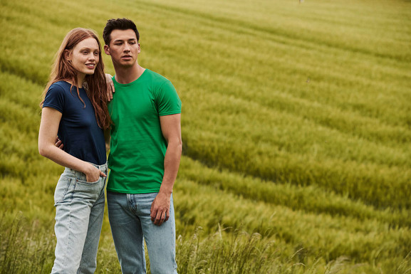 Zielona koszulka męska z czesanej bawełny Iconic rękawem Fruit of the Loom