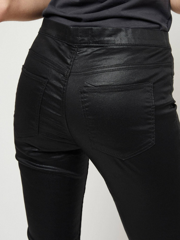 Tregginsy woskowane czarne