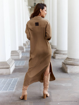 Brązowa sukienka koszulowa maxi LeMonada