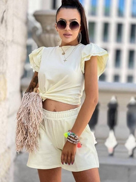 Żółte szorty z szerokim ściągaczem Cocomore