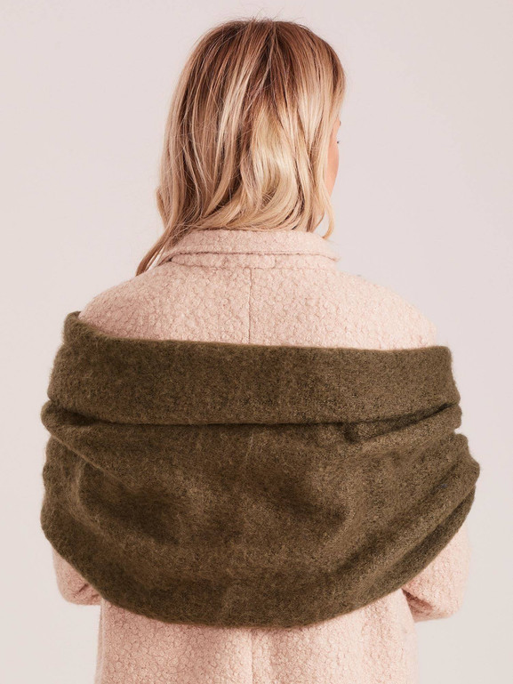 Szalik jednolity z frędzlami zielony