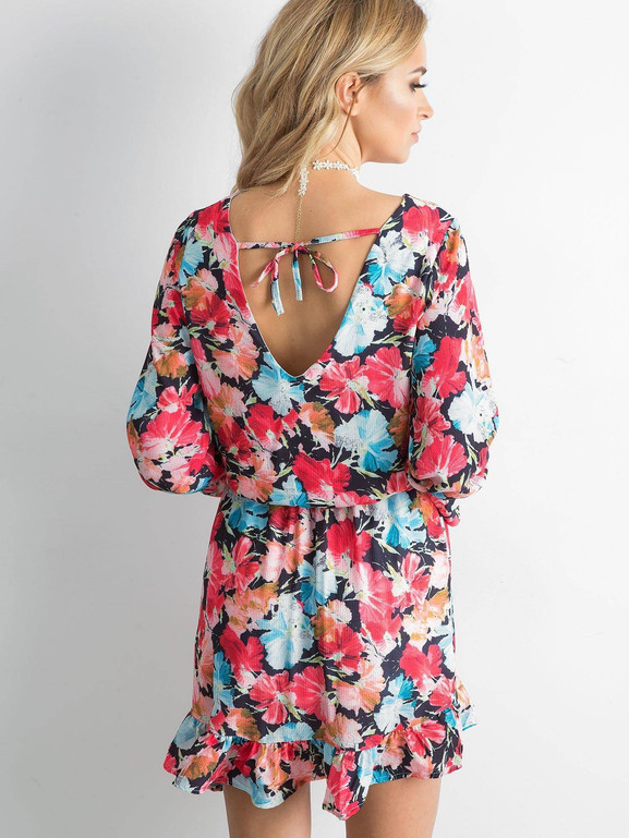 Sukienka kwiatowa z krepy czerwona