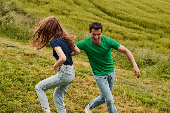 Zielona koszulka męska z czesanej bawełny Iconic rękawem Fruit of the Loom