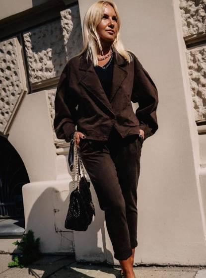 Brązowy żakiet o luźnym kroju LeMonada