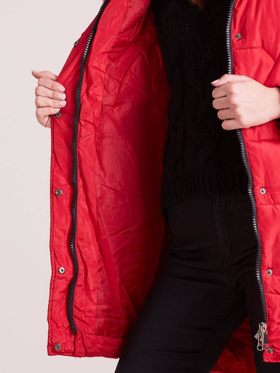 Kurtka pikowana długa z kapturem czerwona