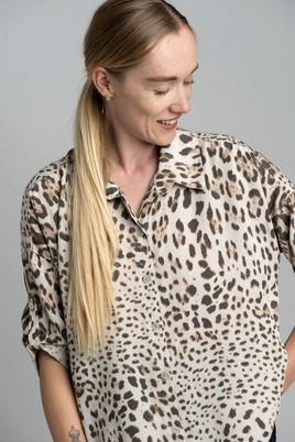 Beżowa bluzka w cętki