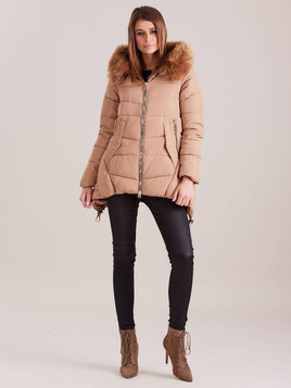 Kurtka z przedłużonymi bokami i futerkiem przy kapturze beżowa