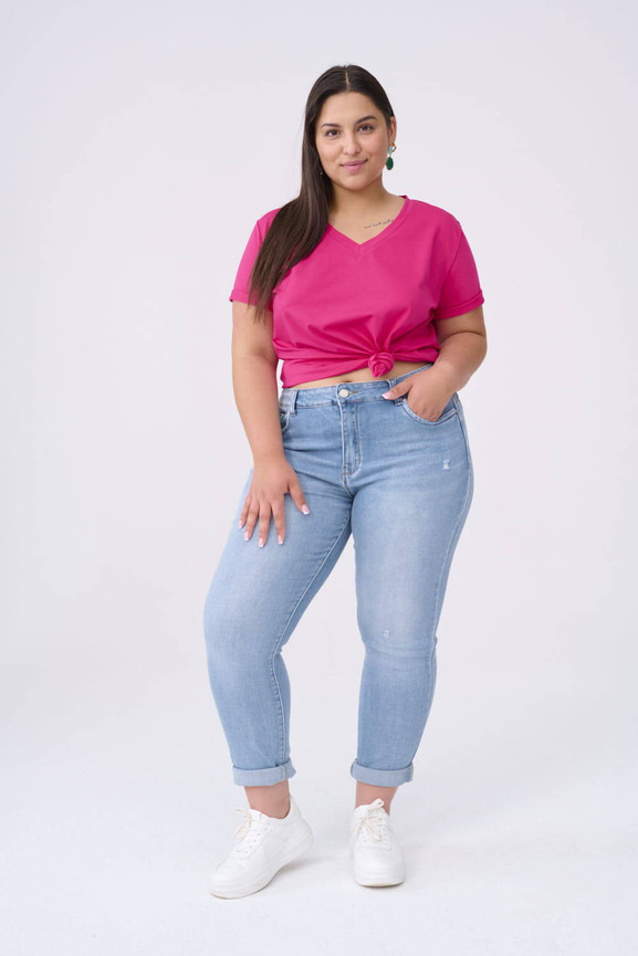 Malinowa bluzka z dekoltem w serek Blue Shadow