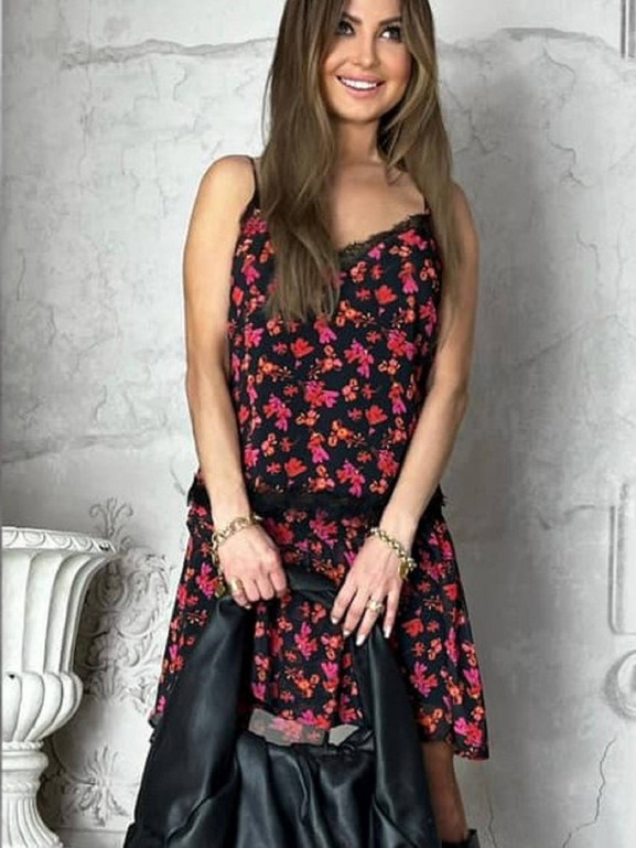 Czarna spódnica mini w drobne kwiaty By o la la