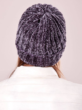 Czapka szenilowa szara