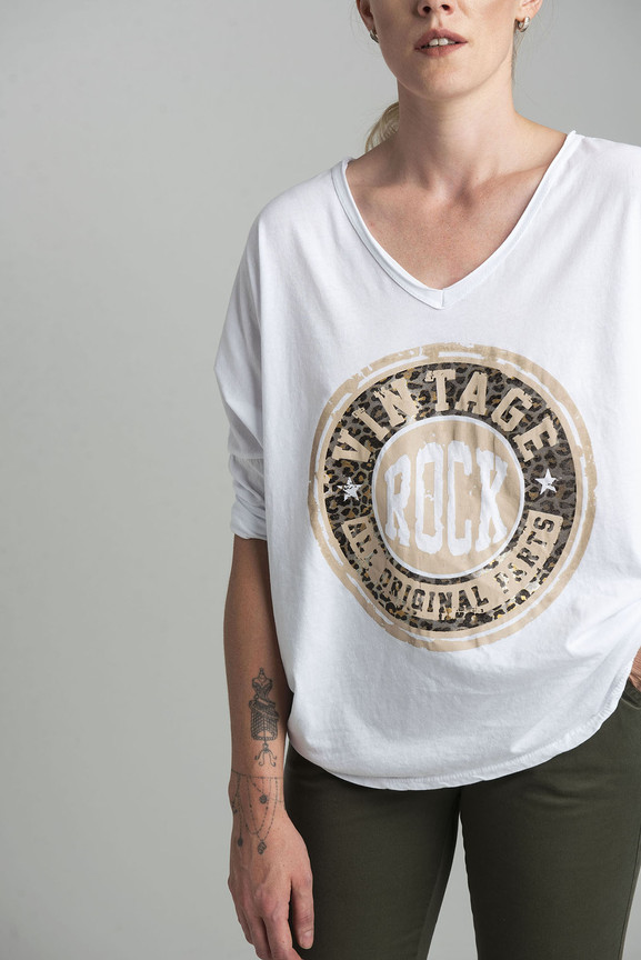 Biała bluzka oversize z błyszczącym nadrukiem