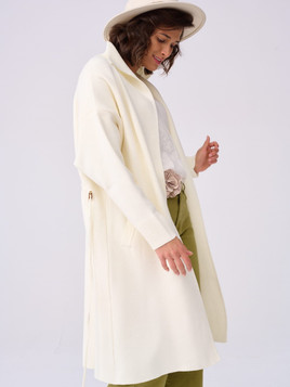 Ekru płaszcz z kieszeniami Blue Shadow