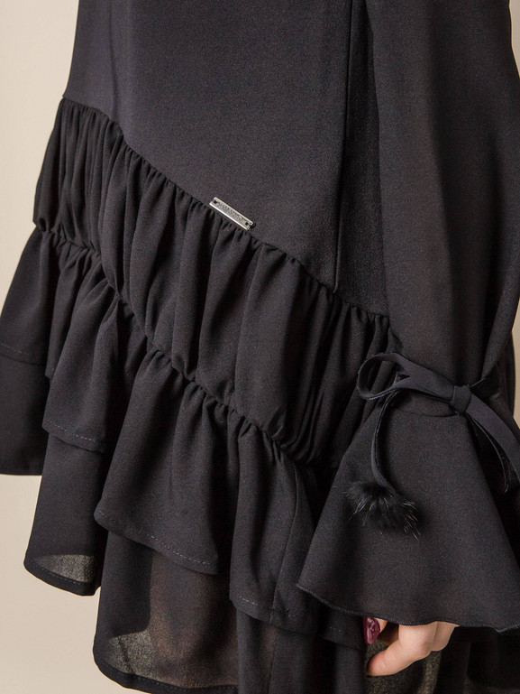 SUKIENKA LEMONADA Z AKSAMITNYMI TASIEMKAMI PRZY RĘKAWACH CZARNA