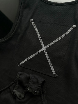 Czarne body na ramiączkach By o la la