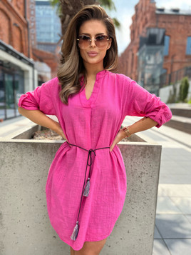 Różowa sukienka z tetry na stójce Och Bella