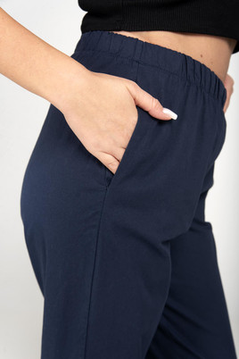 Granatowe bawełniane spodnie na gumce