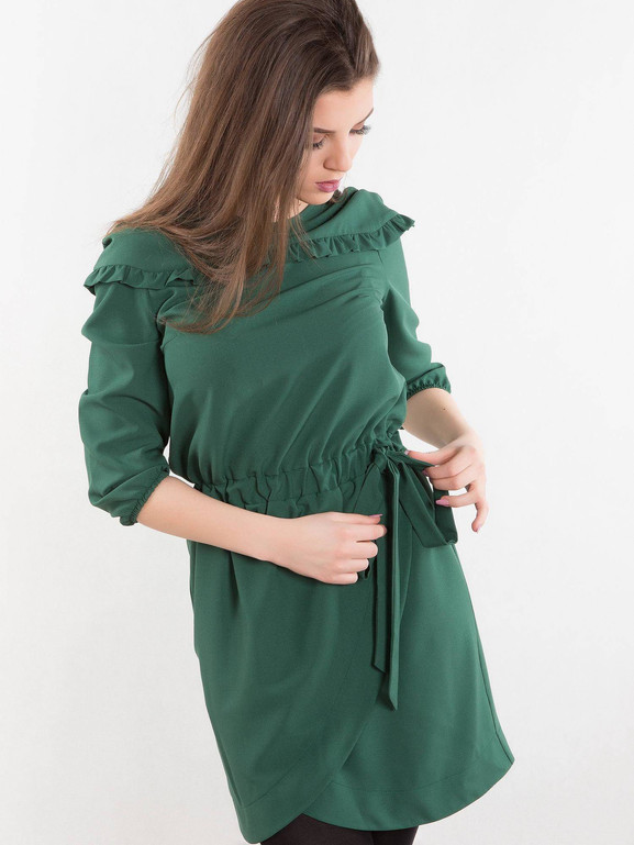 Sukienka z kopertowym dołem, wiązana zielona