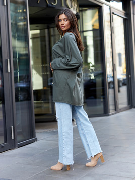 Khaki narzutka oversize zapinana na guziki By o la la