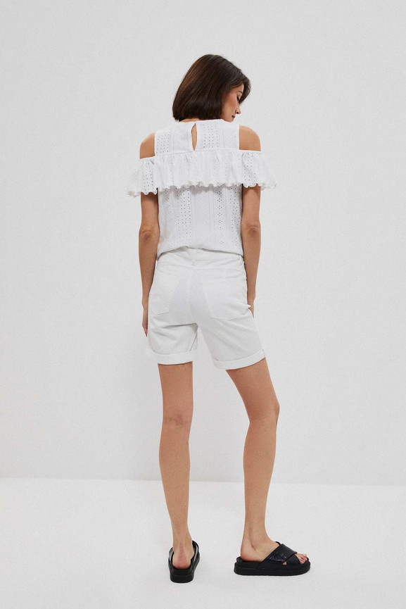 Białe gładkie szorty Moodo