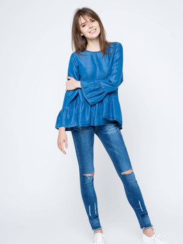 Bluzka Euphory a'la jeans zapinana na guziczki z tyłu niebieska
