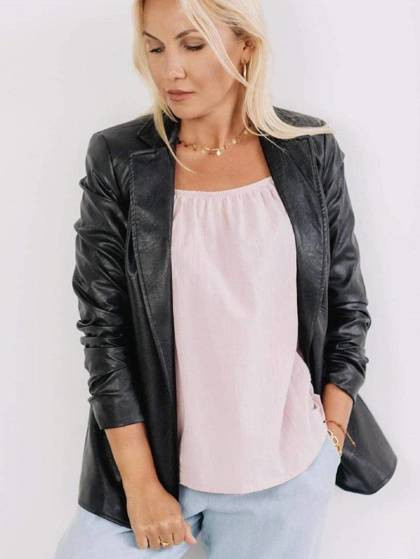 Czarny żakiet z ekoskóry Lemonada