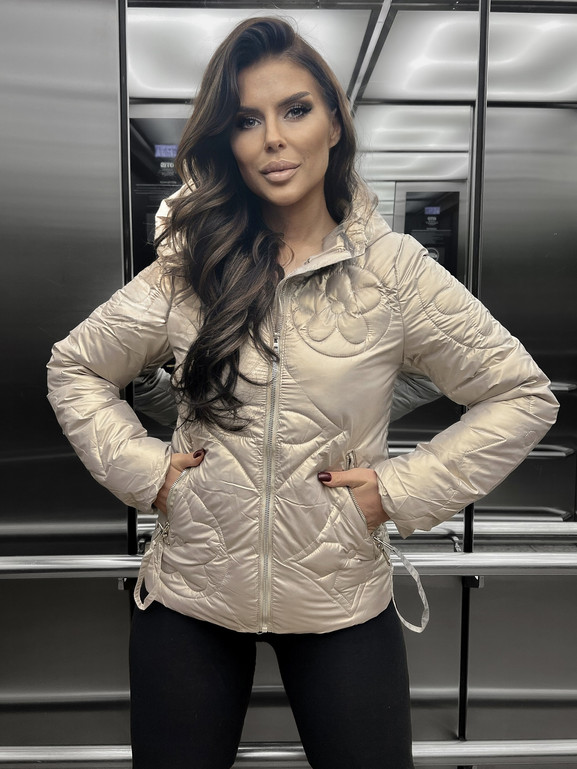 Beżowa kurtka krótka pikowana w kwiaty Yups