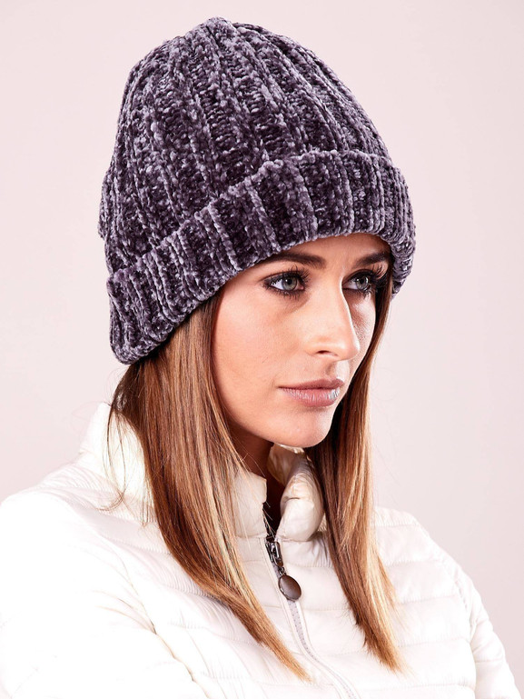 Czapka szenilowa szara