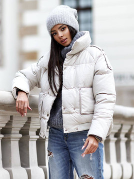 Kurtka krótka typu puffer szeroka forma biała