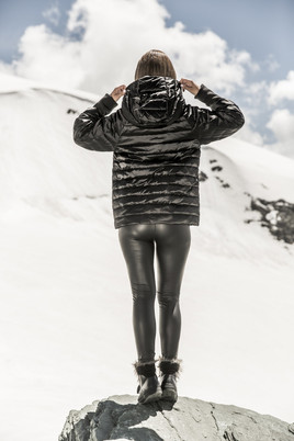 Czarna kurtka zimowa Tiffi Coco