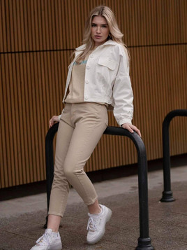 Ecru kurtka krótka wiosenna LeMonada