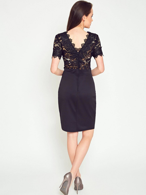 Sukienka z koronką czarna