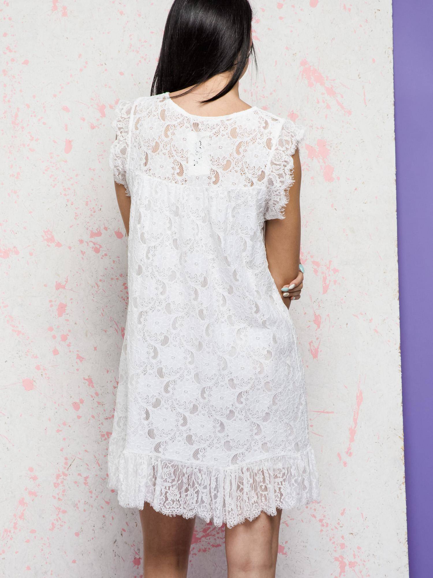 Sukienka koronkowa Euphory z falbaną biała damska - sklep internetowy  